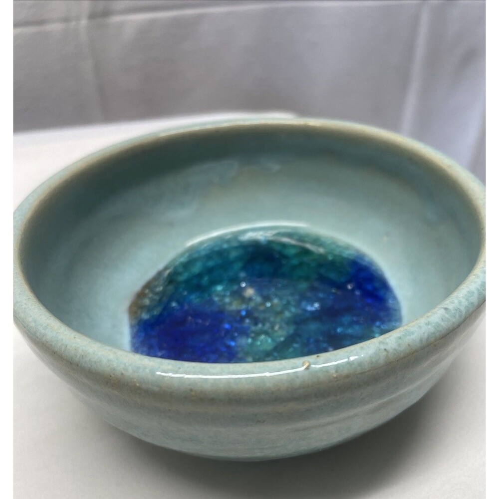 Studio Art Pottery Bowl Dish Signed 6” Diameter 3" Tall Crushed Glass Bottom EUC - Picture 7 of 9